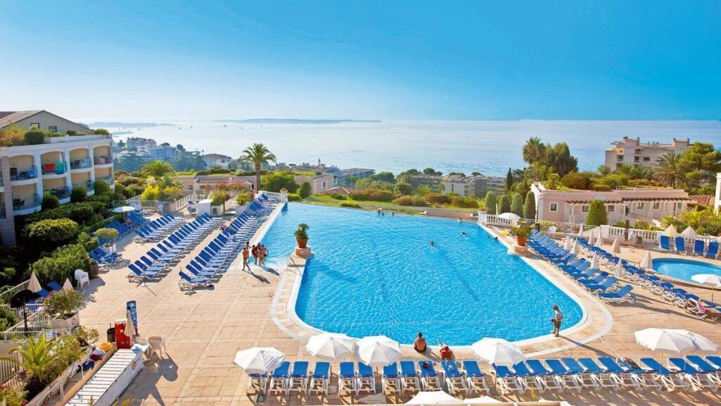 Beautiful Garden Apartment Cote D'Azur Cannes Esterno foto